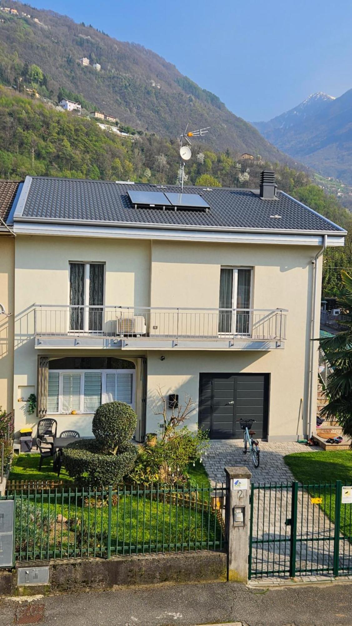 Casa Laini Villa Pisogne Eksteriør billede